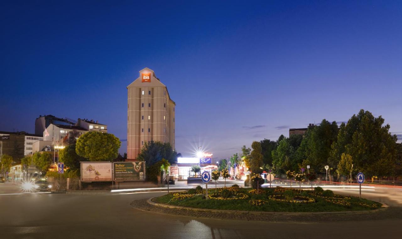 Ibis Eskisehir Esquiceir Exterior foto