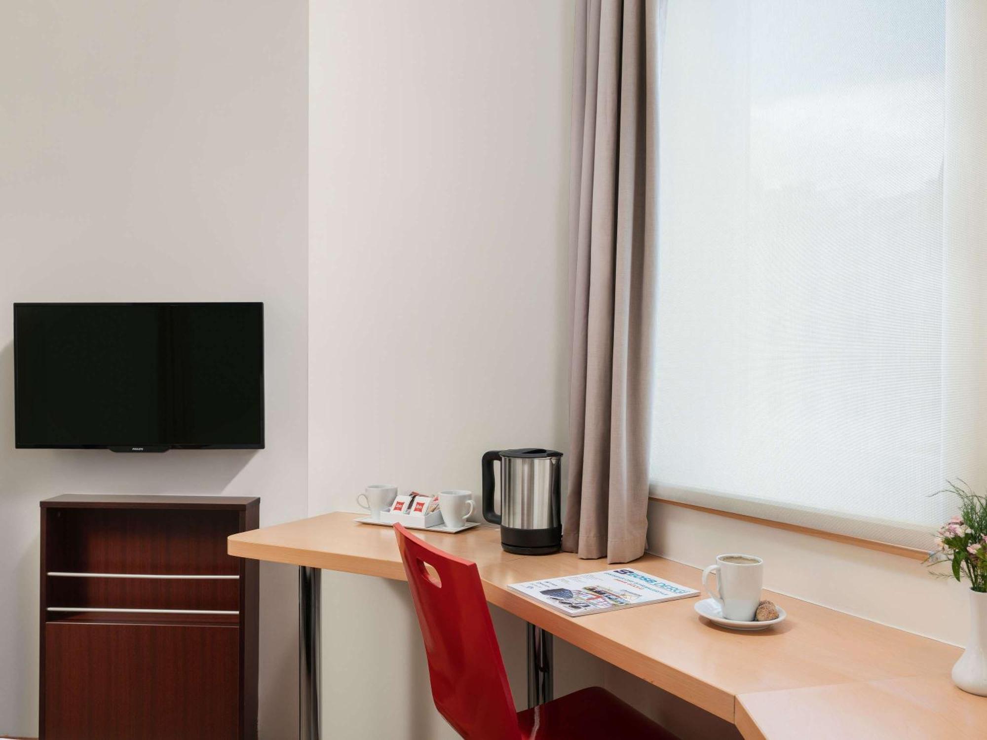 Ibis Eskisehir Esquiceir Exterior foto