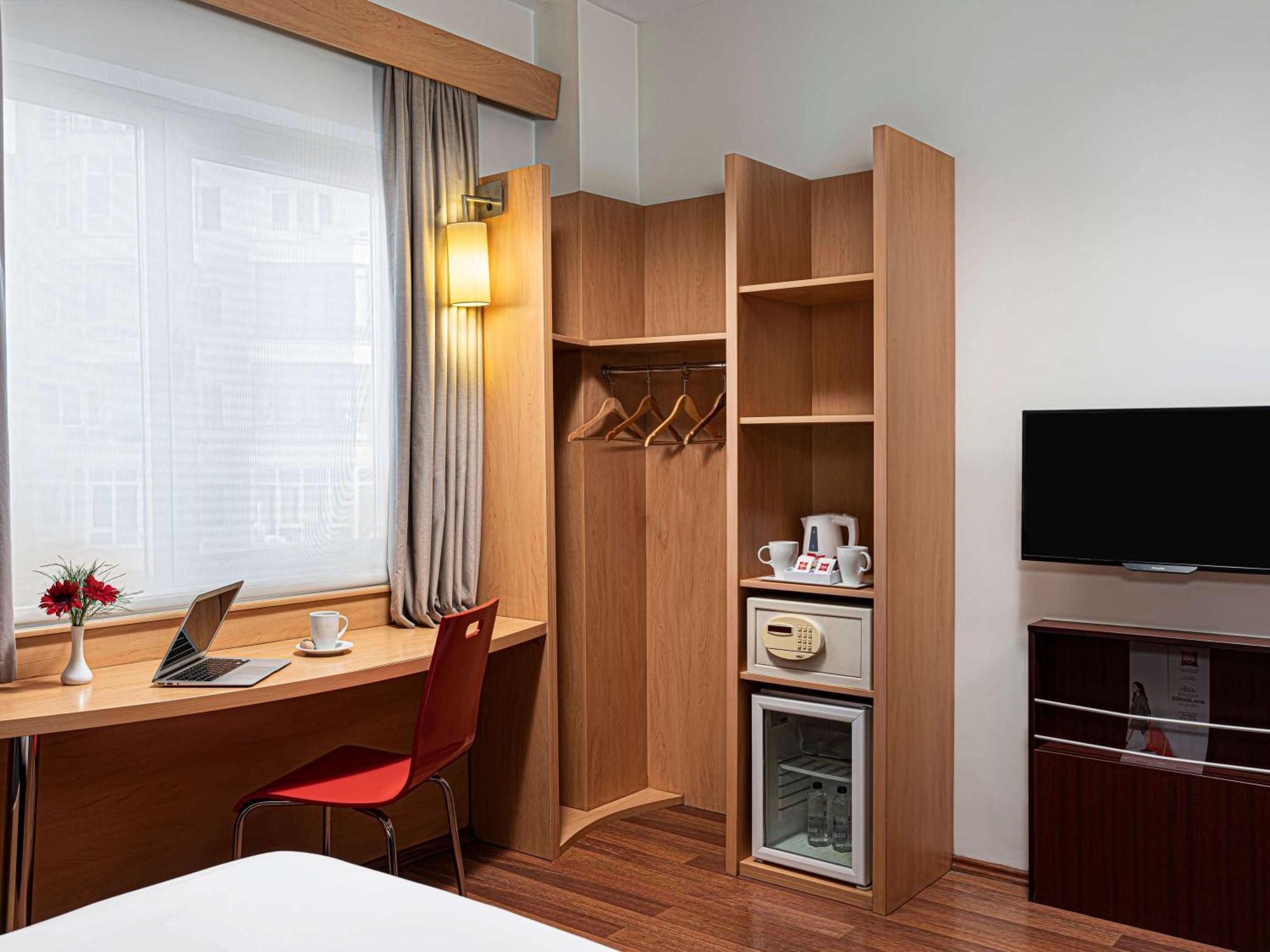 Ibis Eskisehir Esquiceir Exterior foto