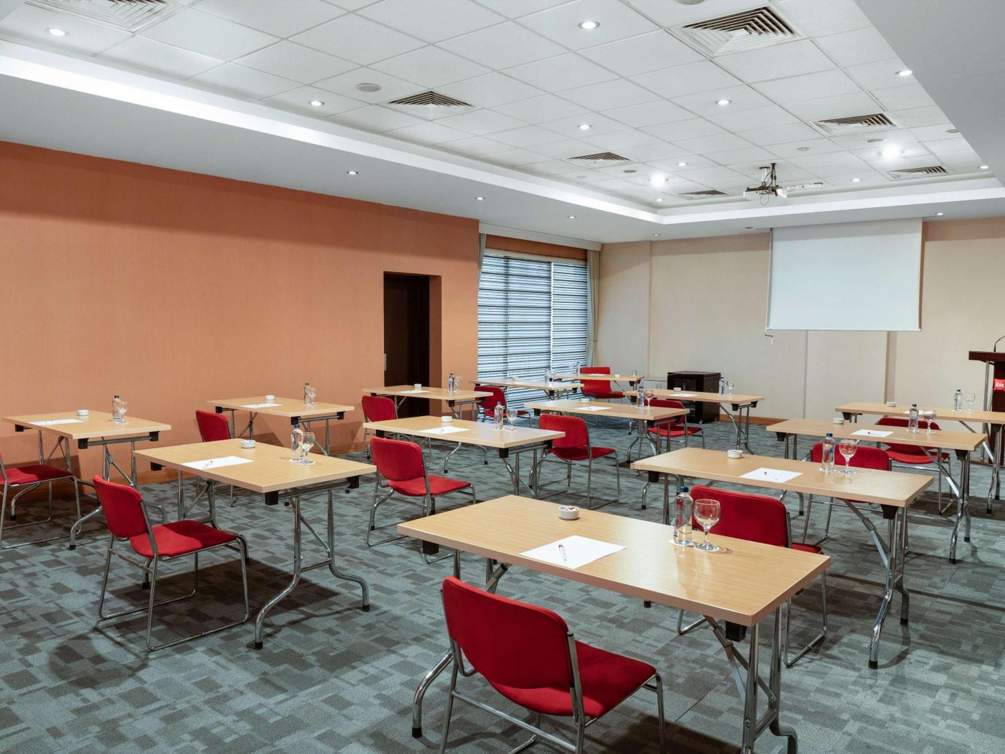 Ibis Eskisehir Esquiceir Exterior foto